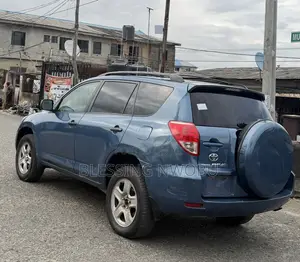 Toyota RAV4 3.5 2008 Blue