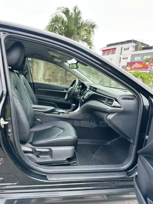 Toyota Camry LE (2.5L 4cyl 8A) 2019 Black