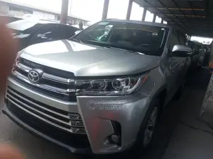 Toyota Highlander 2015 Silver