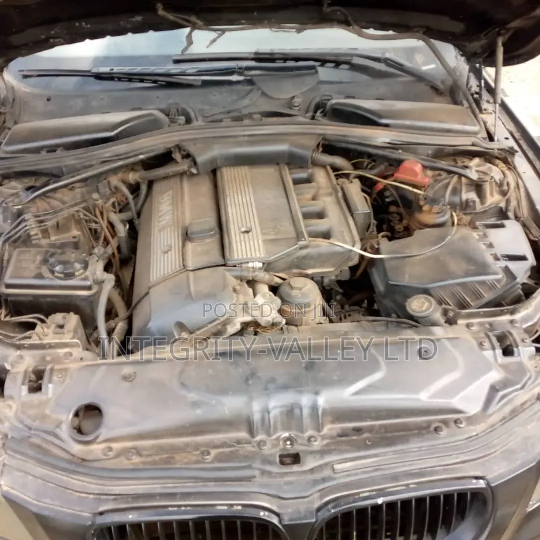 BMW 325i 2007 Black