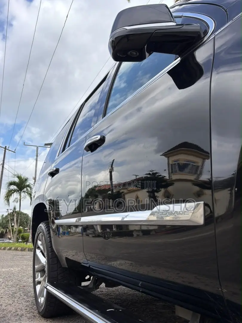 Cadillac Escalade 2019 Black