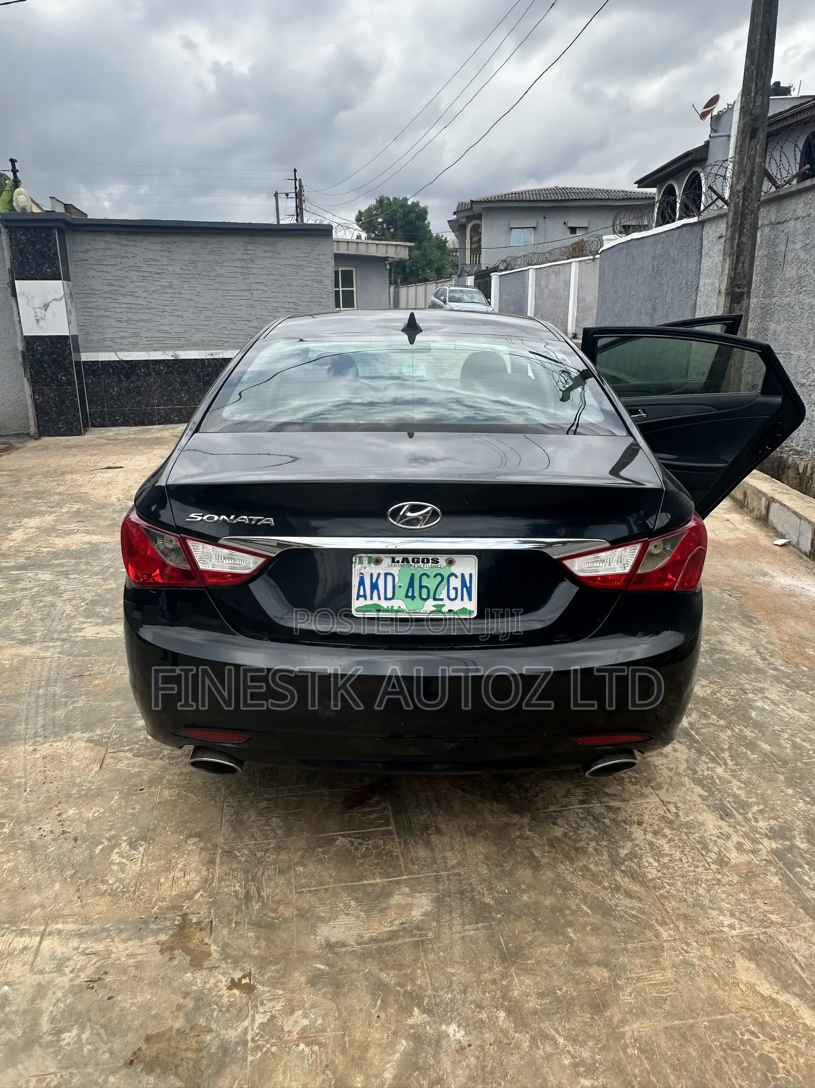 Hyundai Sonata 2011 Black