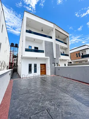 4bdrm Duplex in Lekki Phase 1 for sale