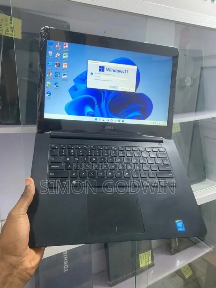 Laptop Dell Latitude 3450 8GB Intel Core i3 HDD+SSD 500GB