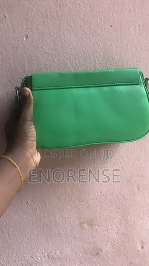 Trendy Shoulder Bag Quality for Ladies