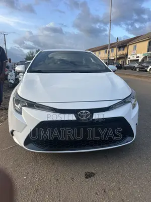 Toyota Corolla 2023 White