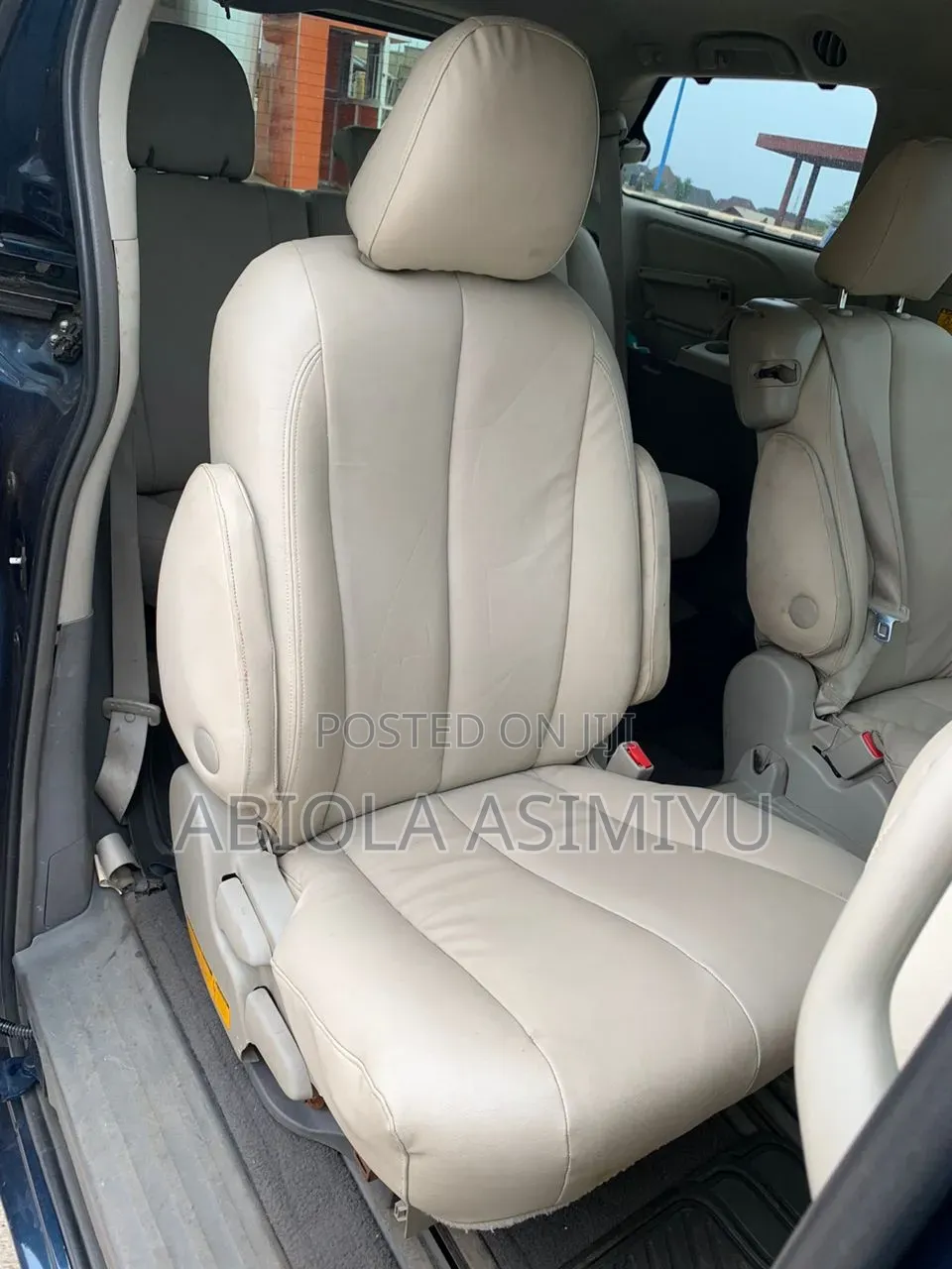 Toyota Sienna LE 7 Passenger Mobility 2011 Blue