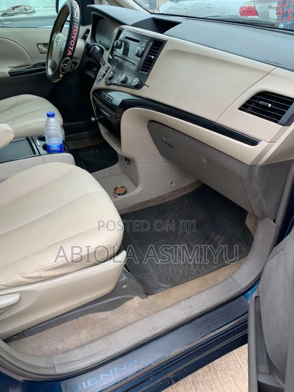 Toyota Sienna LE 7 Passenger Mobility 2011 Blue