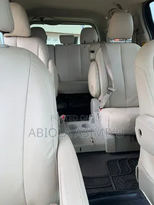 Toyota Sienna LE 7 Passenger Mobility 2011 Blue
