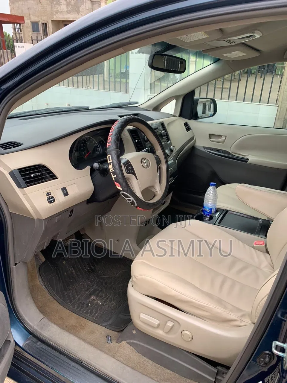 Toyota Sienna LE 7 Passenger Mobility 2011 Blue