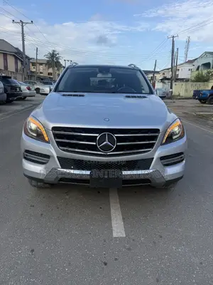 Mercedes-Benz M Class ML350 4MATIC 4dr SUV AWD (3.5L 6cyl 7A) 2015 Silver 