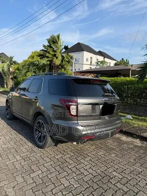Ford Explorer Limited 4dr SUV AWD (3.5L 6cyl 6A) 2015 Gray