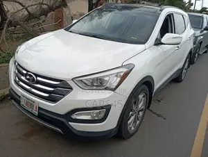 Hyundai Santa Fe 2014 White