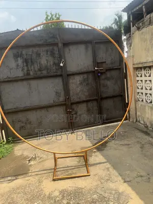 Round Arc for Rent
