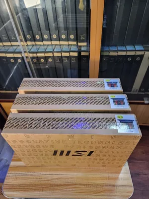 New Laptop MSI Katana 15 16GB Intel Core i7 SSD 512GB