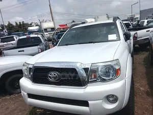 Toyota Tacoma 2008 White
