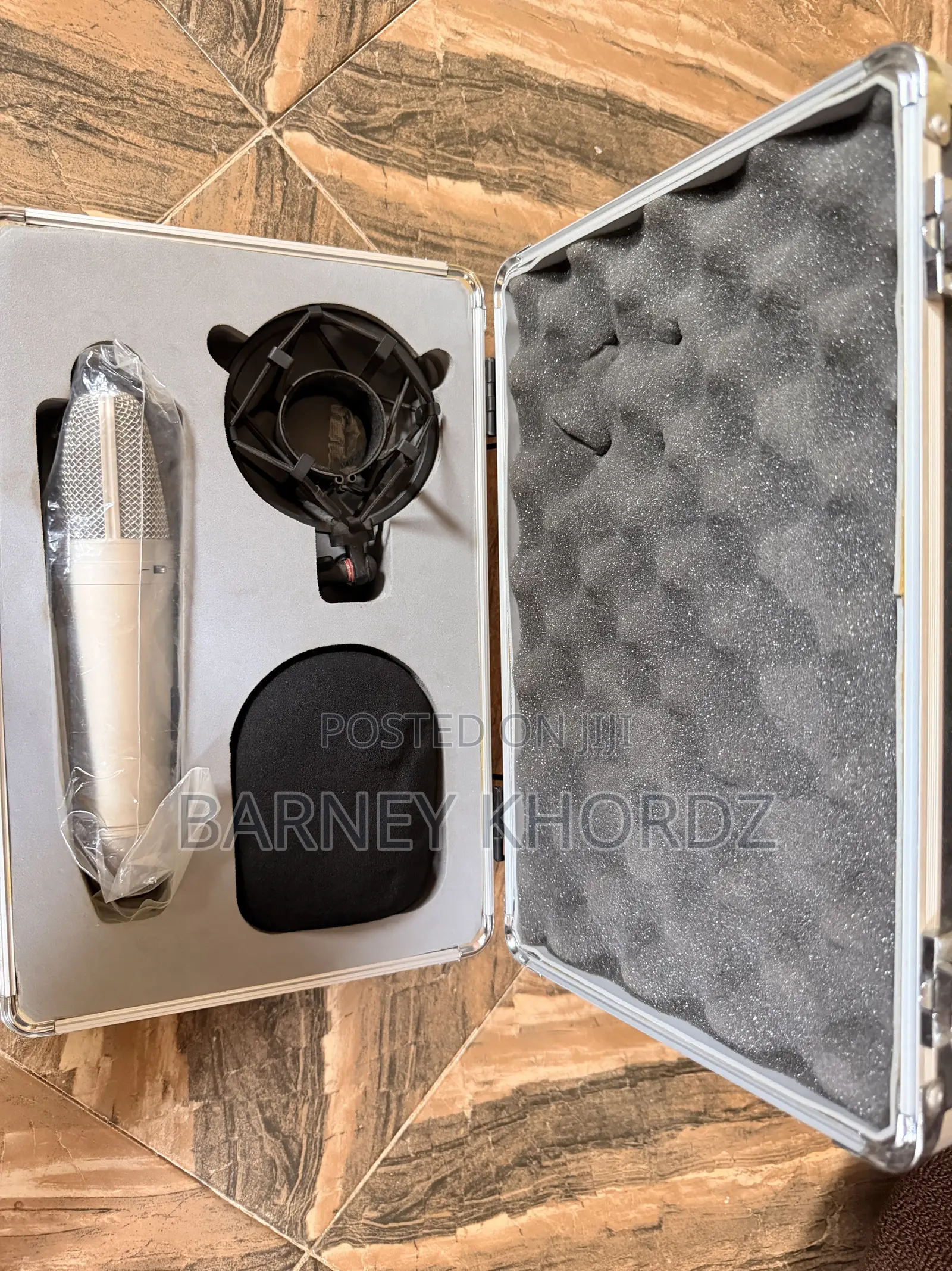 B-2 Pro Behringer Studio Microphone
