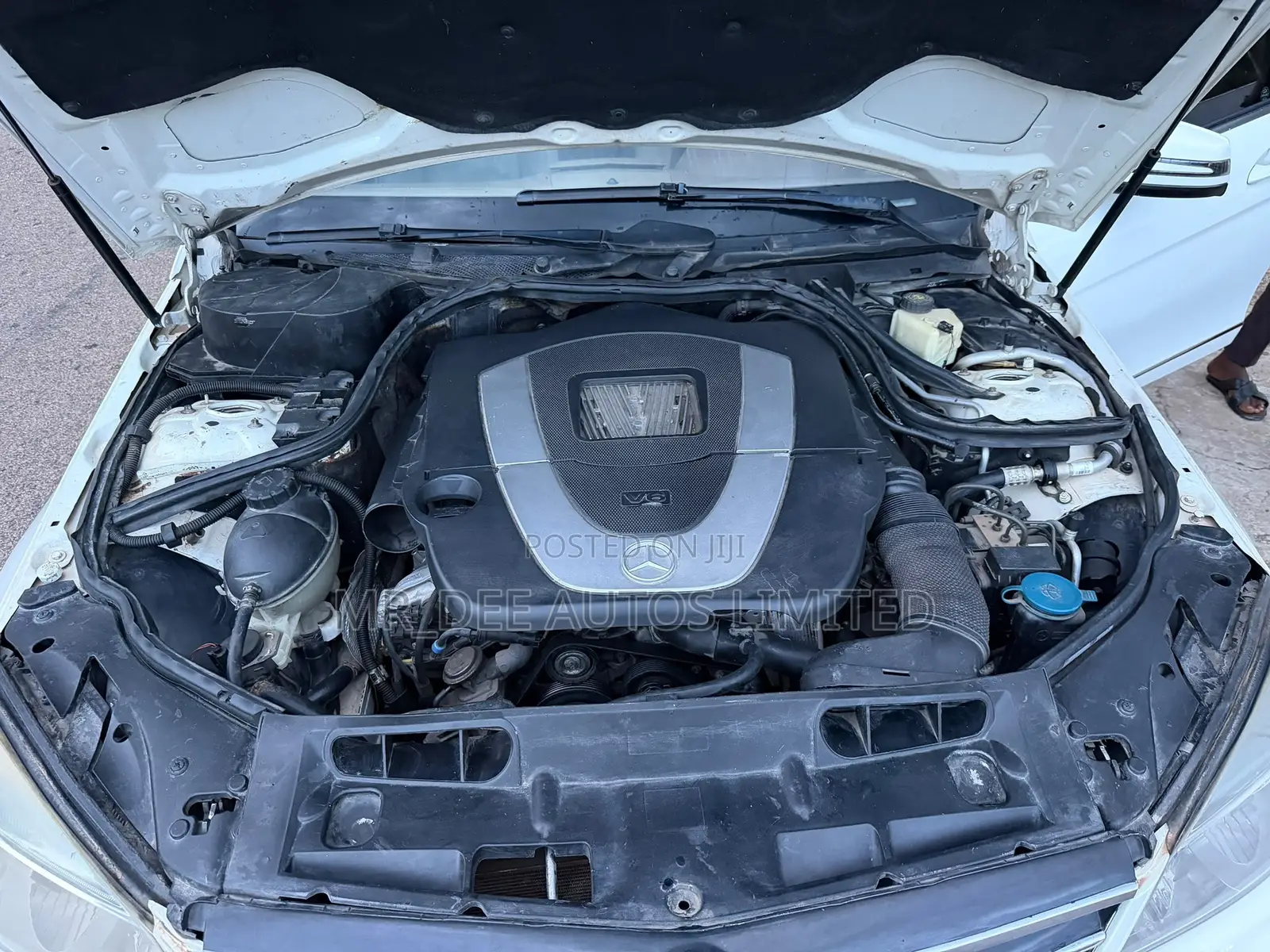 Mercedes-Benz C300 2010 White