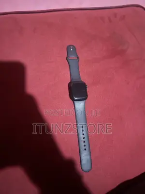 Naija Used Apple Series 7