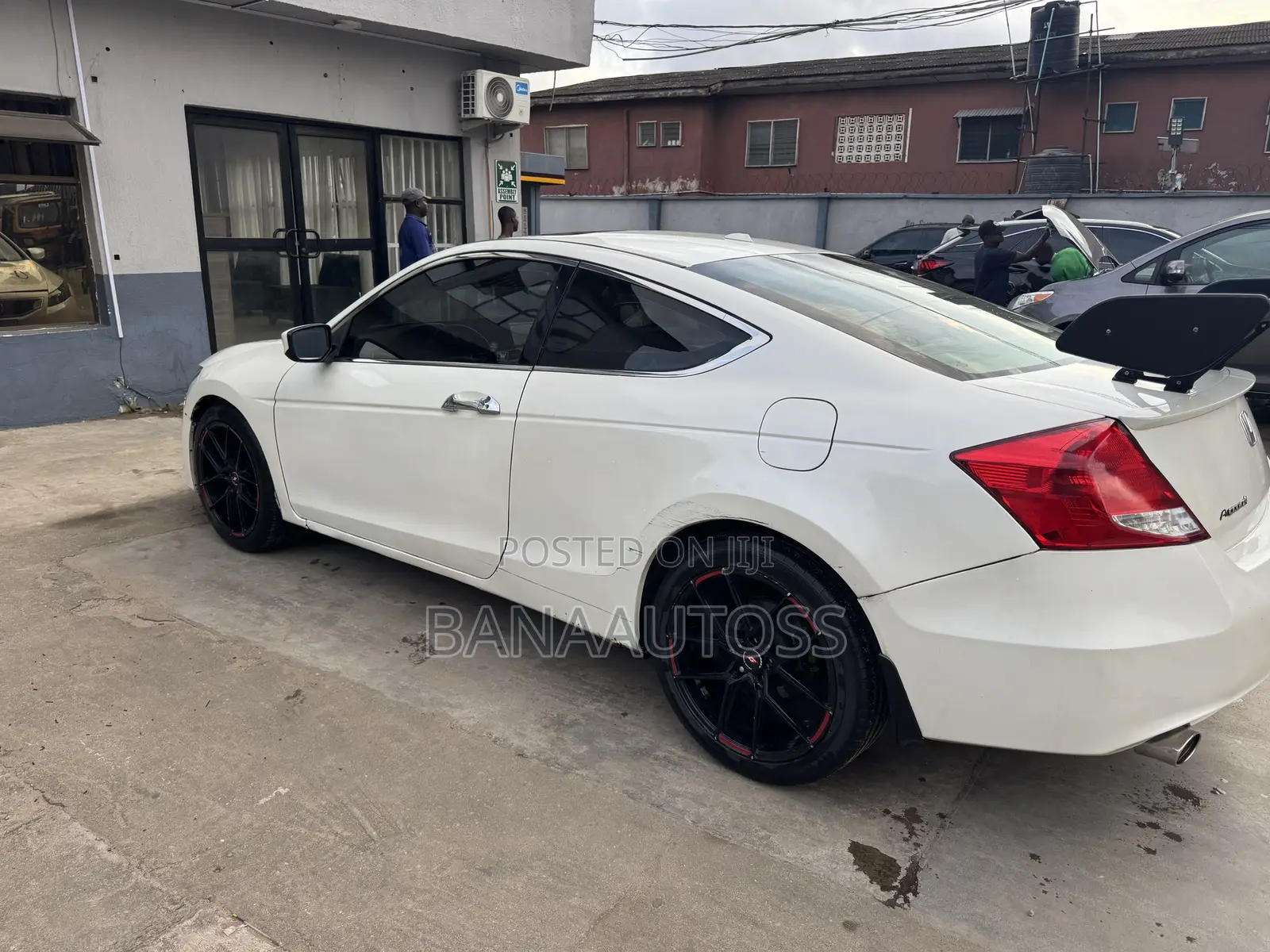 Honda Accord 2011 White