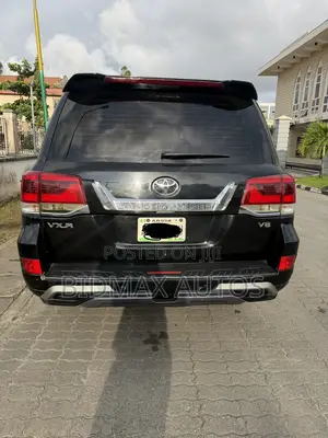 Toyota Land Cruiser 4.5 V8 VXR 2015 Black
