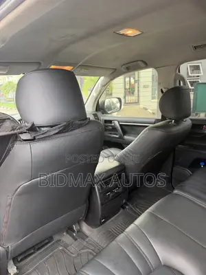 Toyota Land Cruiser 4.5 V8 VXR 2015 Black