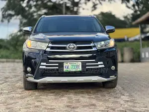 Toyota Highlander Limited V6 4x4 (3.5L 6cyl 6A) 2016 Black