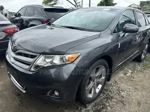 Toyota Venza Limited 2010 Gray