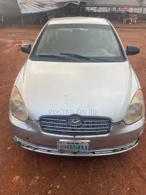 Hyundai Accent 2004 Silver