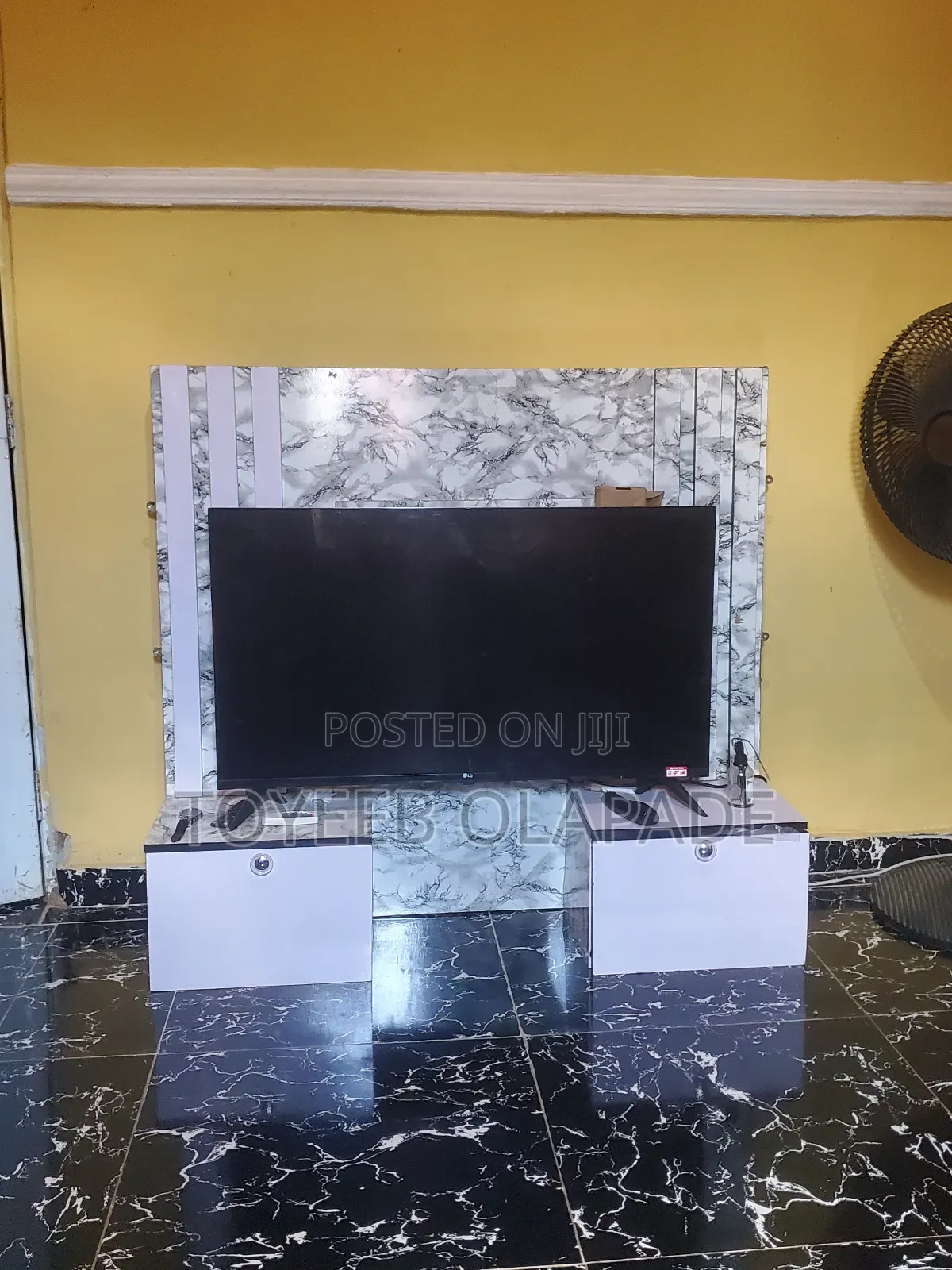 TV Console/Shelf