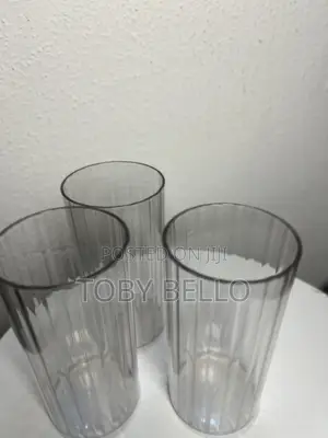 Transparent Acrylic Flower Vase for Rent