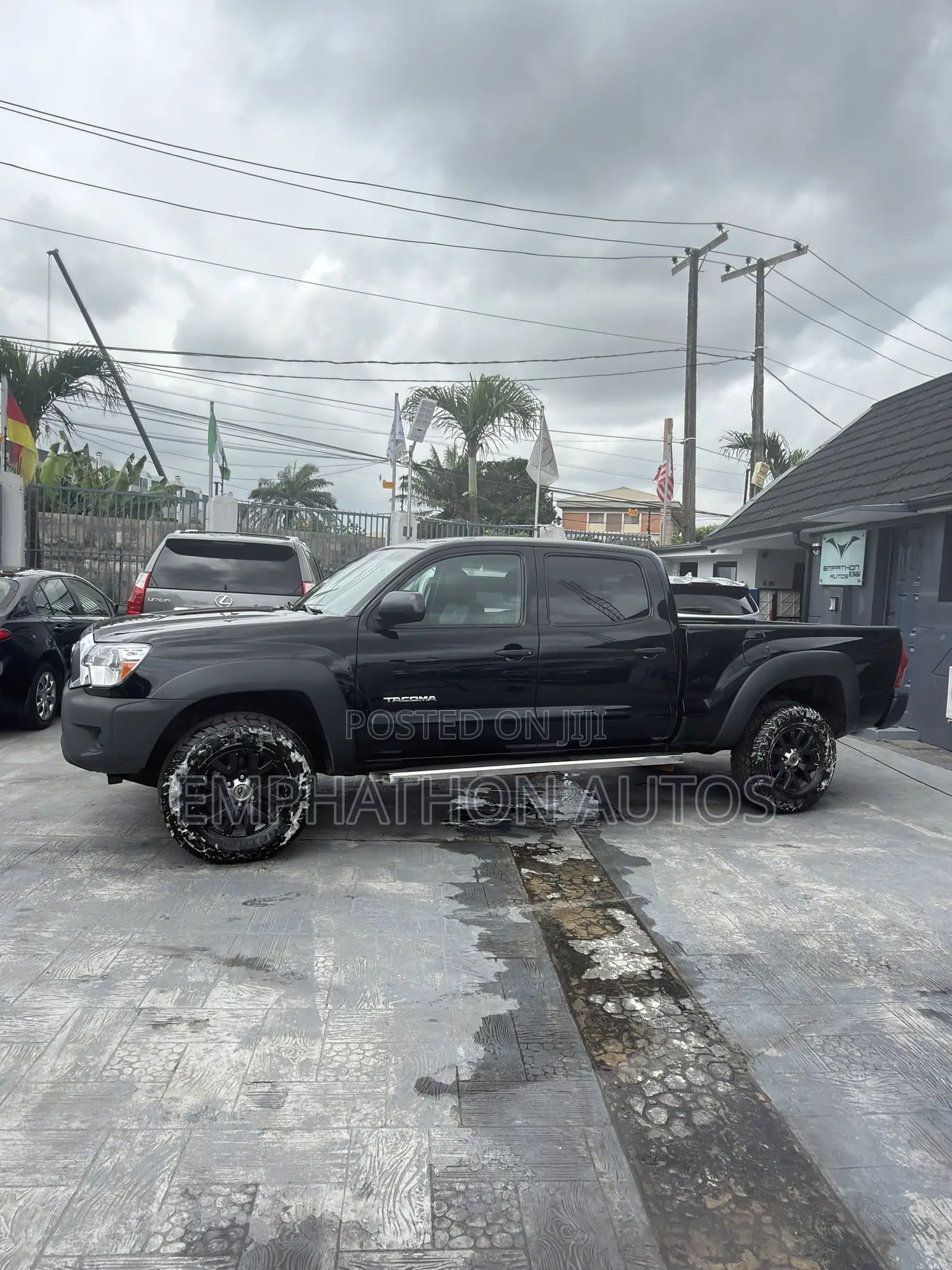 Toyota Tacoma 2014 Black