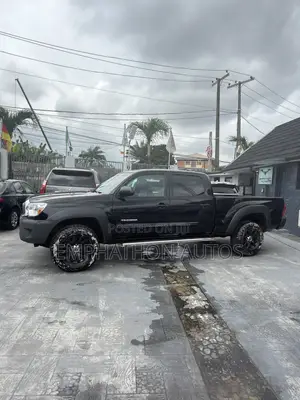 Toyota Tacoma 2014 Black