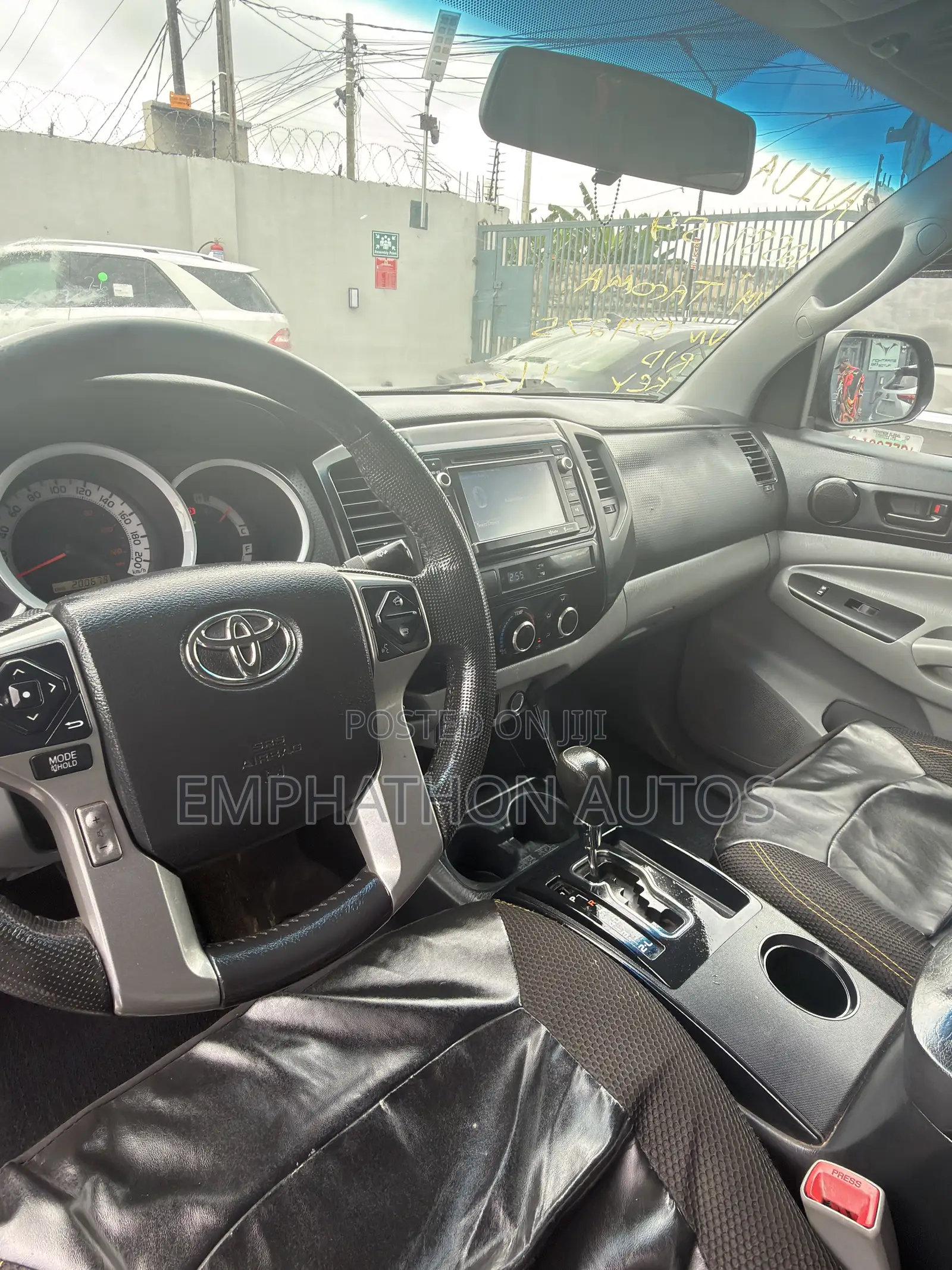 Toyota Tacoma 2014 Black