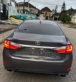 Lexus ES 350 FWD 2016 Gray