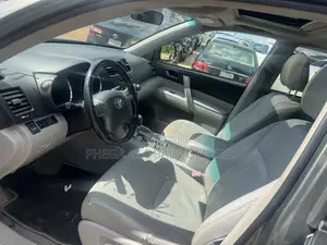 Toyota Highlander Limited 2008 Gray