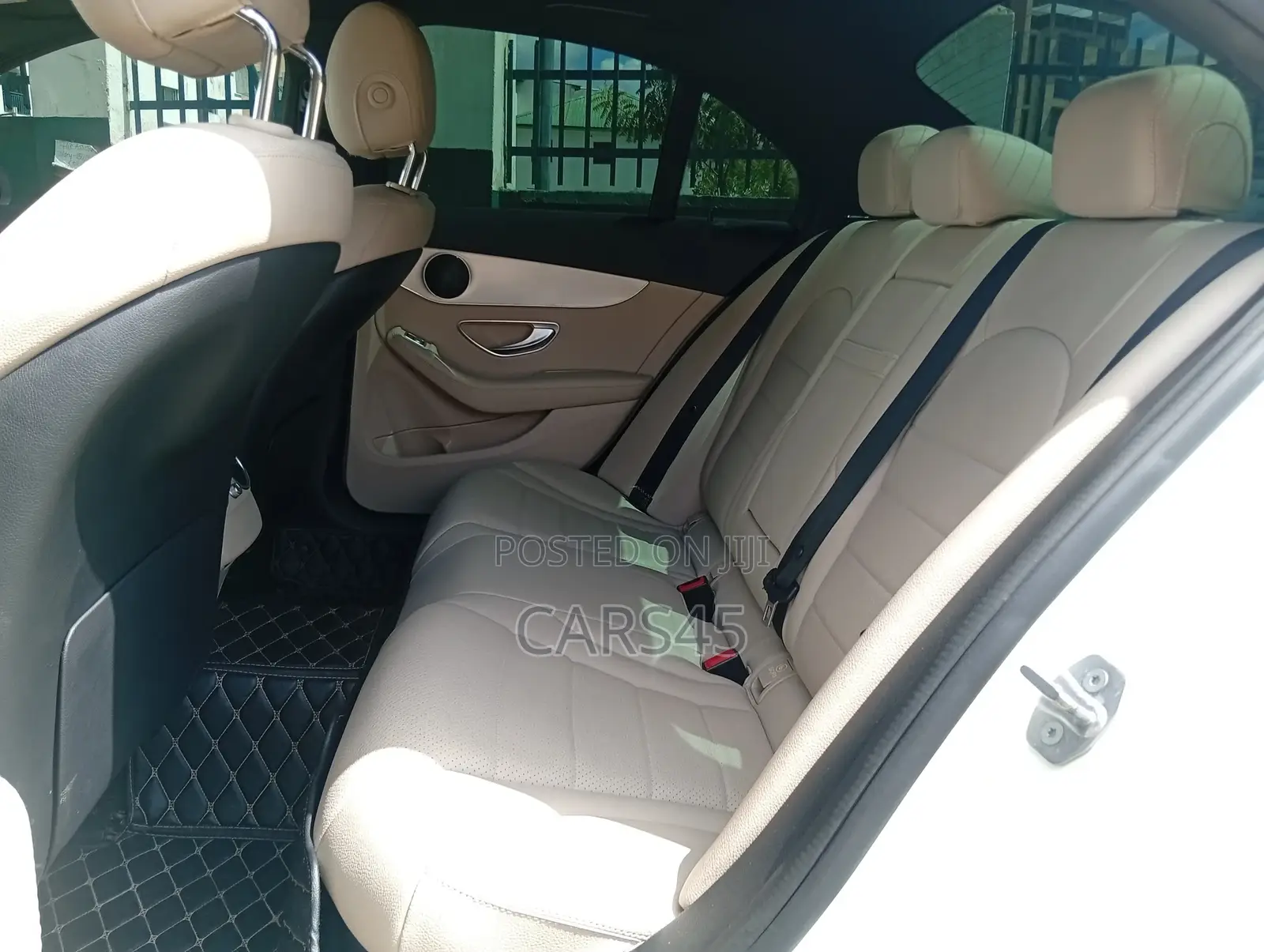 Mercedes-Benz C300 2018 White