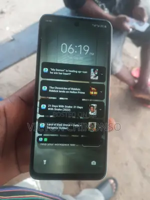 Tecno Spark 20 128 GB Gold