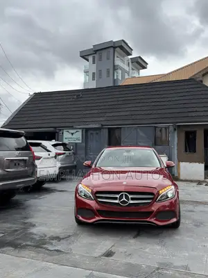 Mercedes-Benz C300 2017 Burgundy