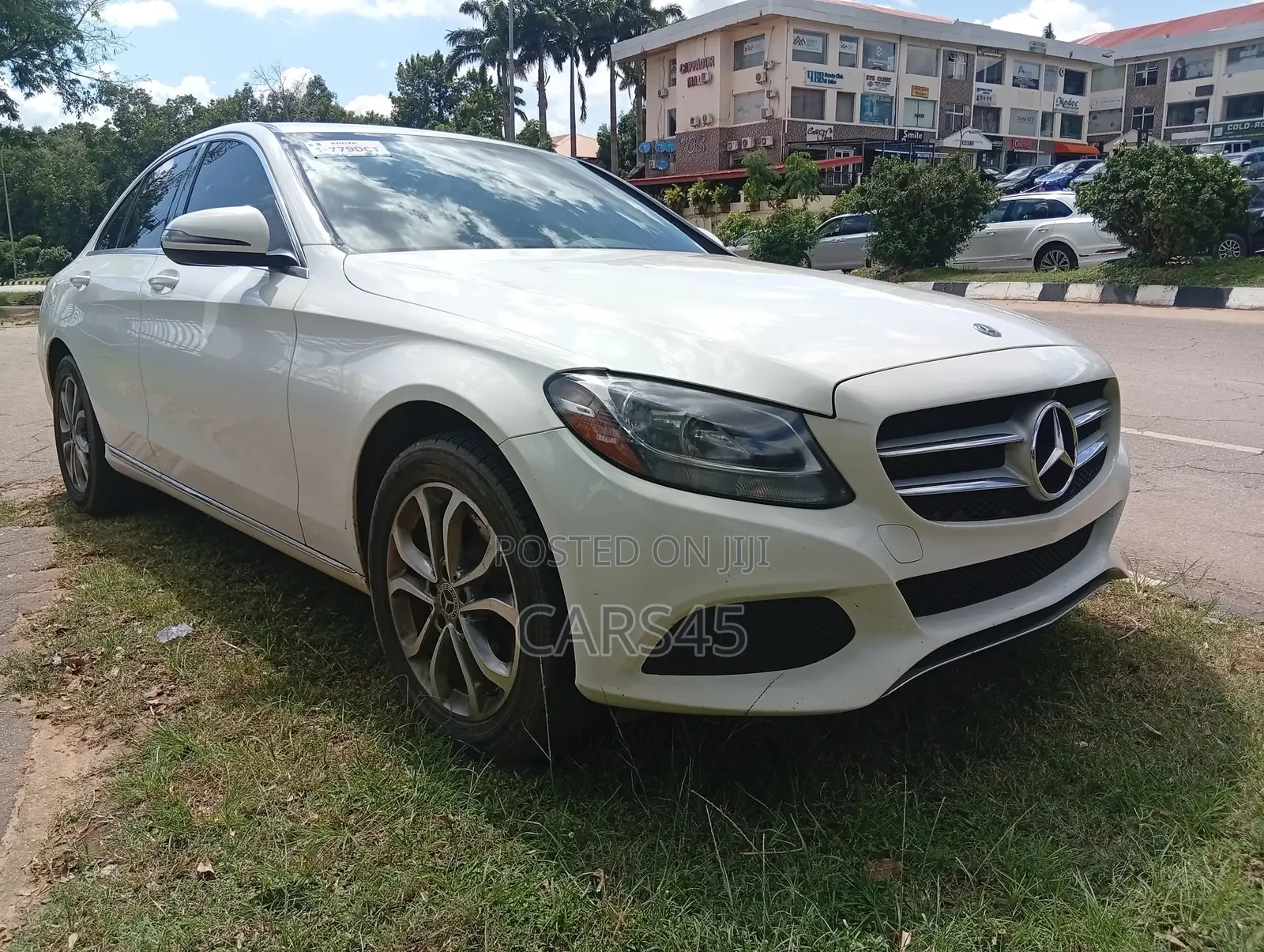 Mercedes-Benz C300 2018 White
