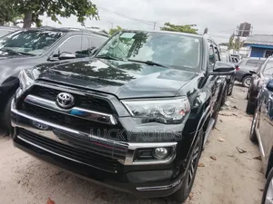 Toyota 4-Runner 2015 Black