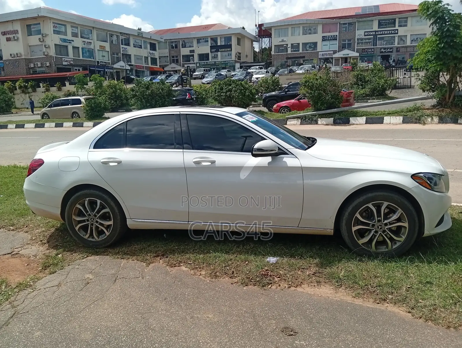 Mercedes-Benz C300 2018 White