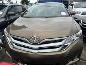 Toyota Venza 2011 Gold