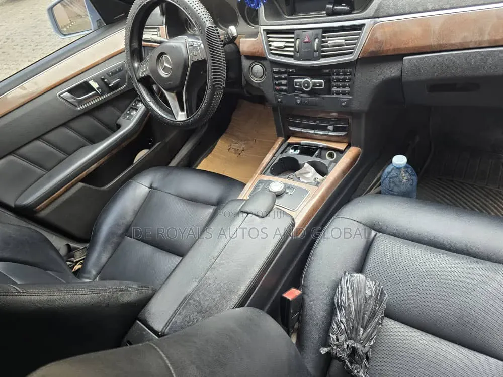 Mercedes-Benz E350 2012 Blue