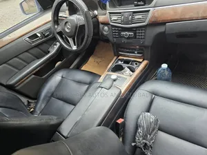 Mercedes-Benz E350 2012 Blue