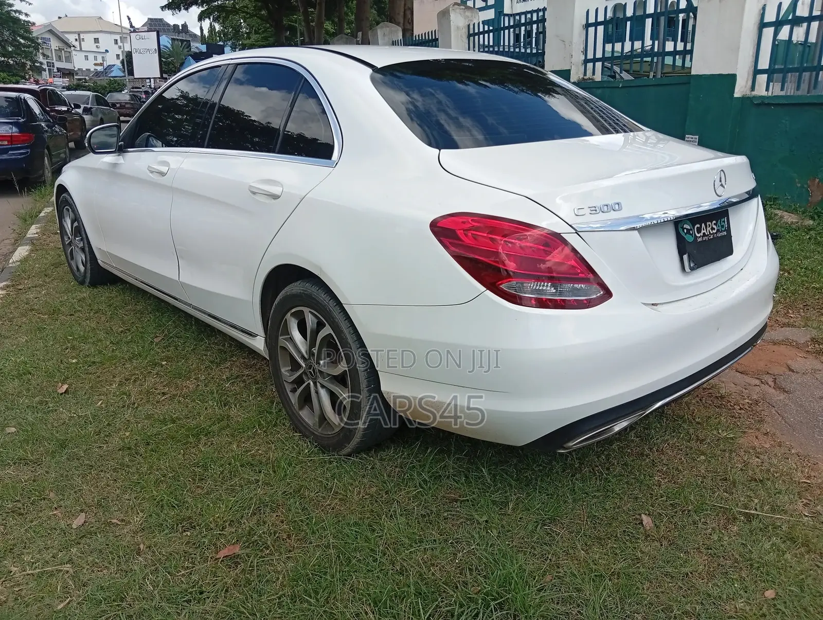 Mercedes-Benz C300 2018 White