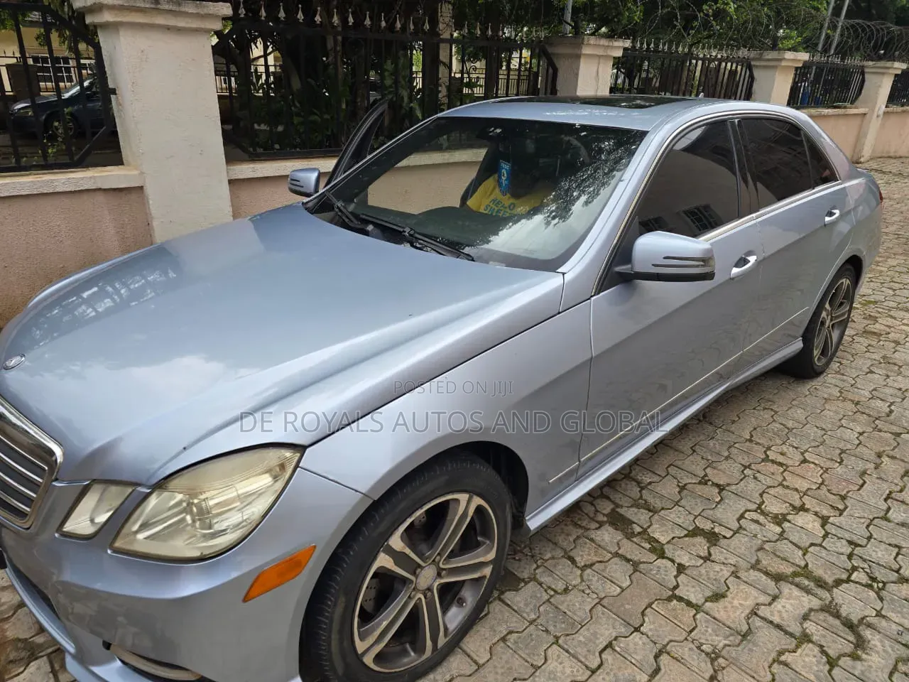 Mercedes-Benz E350 2012 Blue