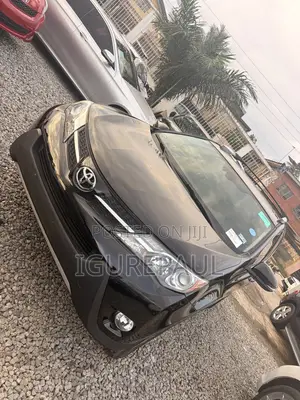 Toyota RAV4 Limited 4dr SUV AWD (2.5L 4cyl 6A) 2015 Black