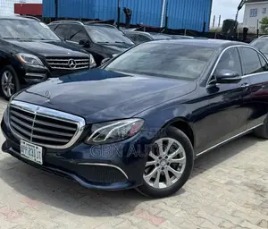 Mercedes-Benz E300 2018 Blue