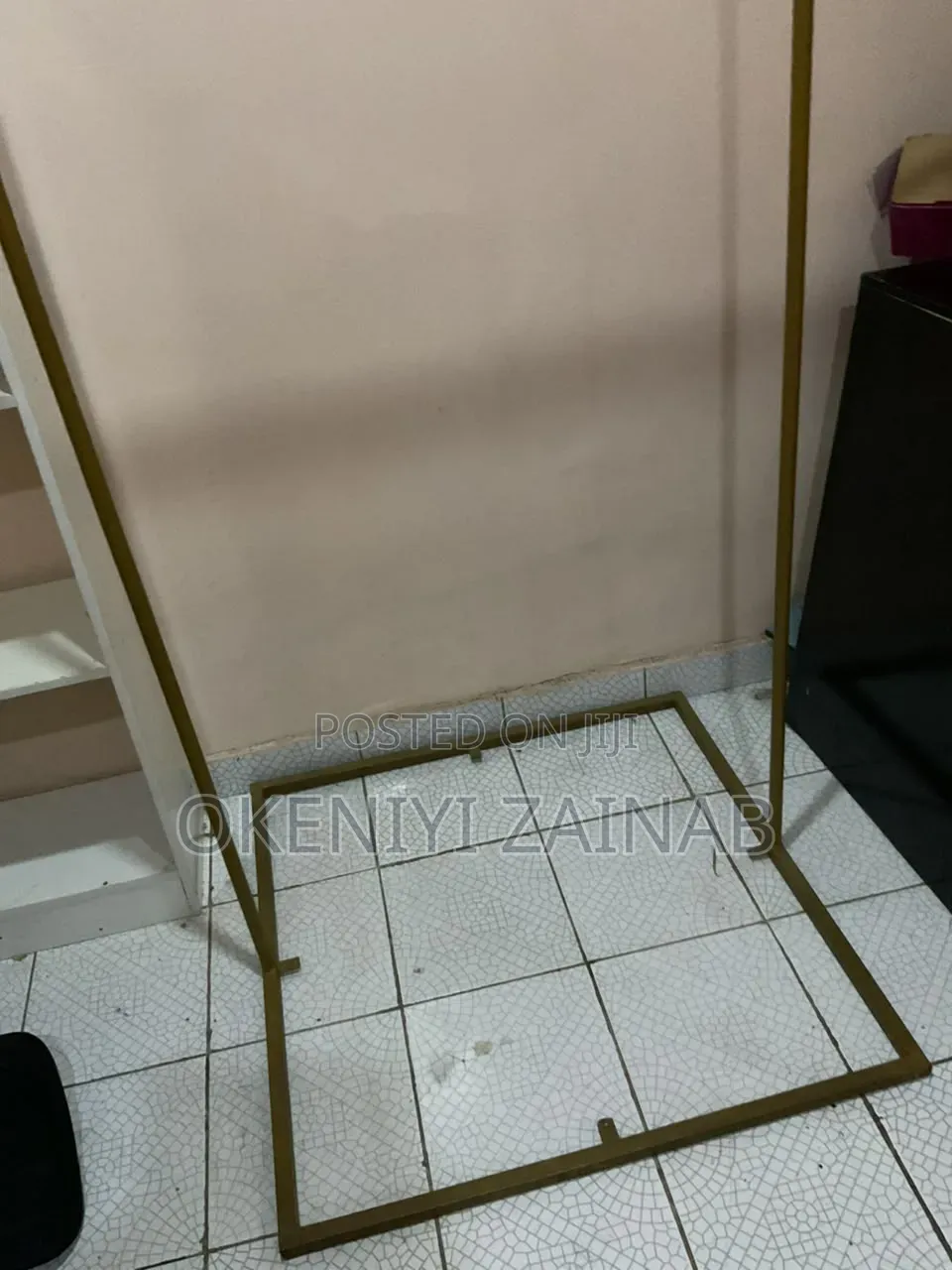 Gold Metal Clothes Rack / Boutique Display Rack
